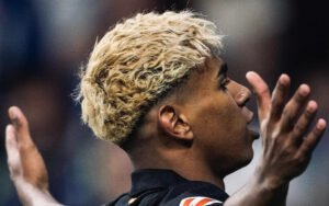 Lire la suite à propos de l’article Lamine Yamal : Club marocain propose 2 millions d’euros