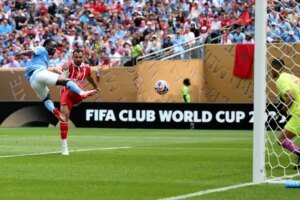 Lire la suite à propos de l’article Wydad résiste mais s’incline face à Manchester City 2-0