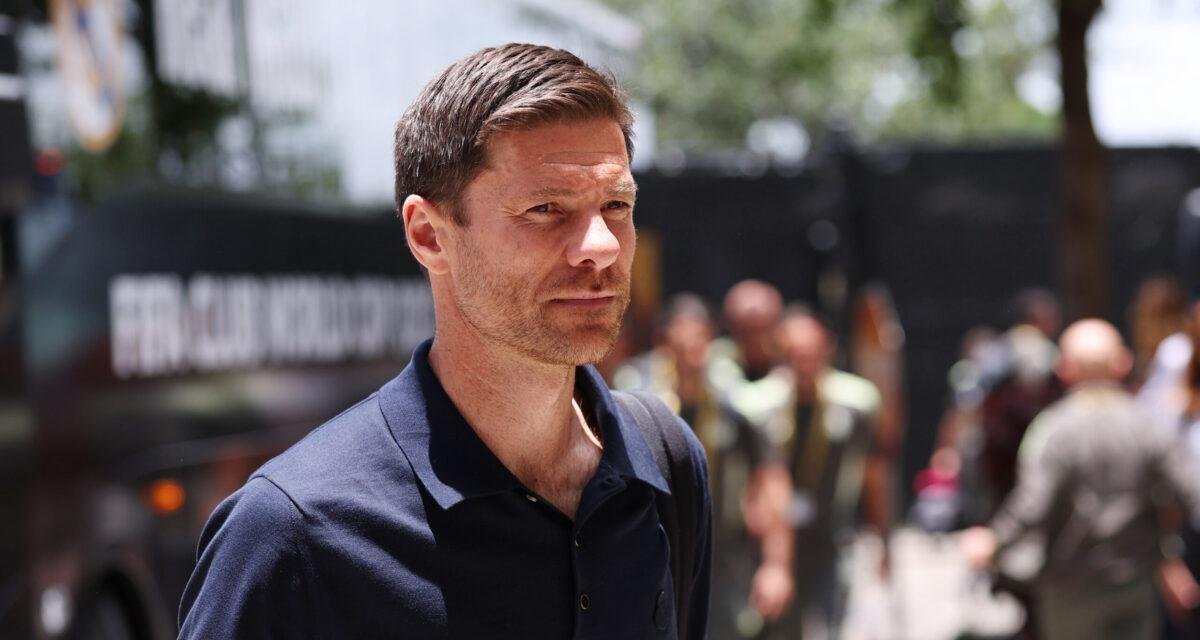 Real Madrid : Alonso révèle pour Mbappé et défend Vinicius