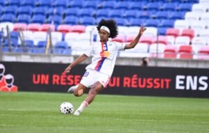 Lire la suite à propos de l’article Lily Yohannes, 18 ans, marque un but sensationnel en Ligue des Champions
