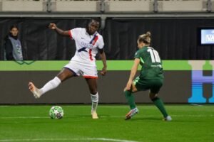 Lire la suite à propos de l’article Paulo César exige une réaction du PSG face au Real Madrid