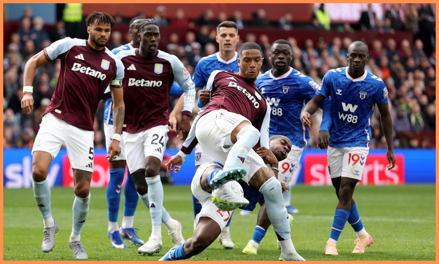 You are currently viewing Arsenal prépare une offre pour Ezri Konsa : le défenseur d&rsquo;Aston Villa