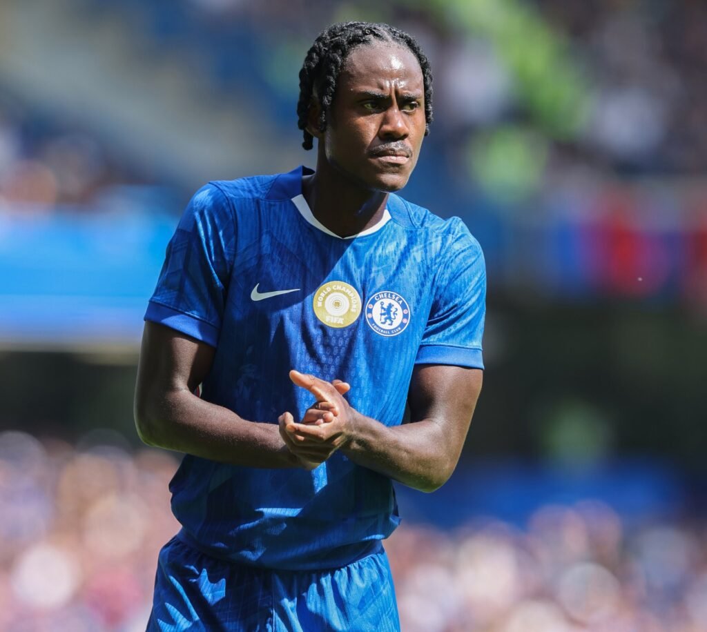 Chalobah à Como : Chelsea tient bon sur les 5 millions qui bloquent tout