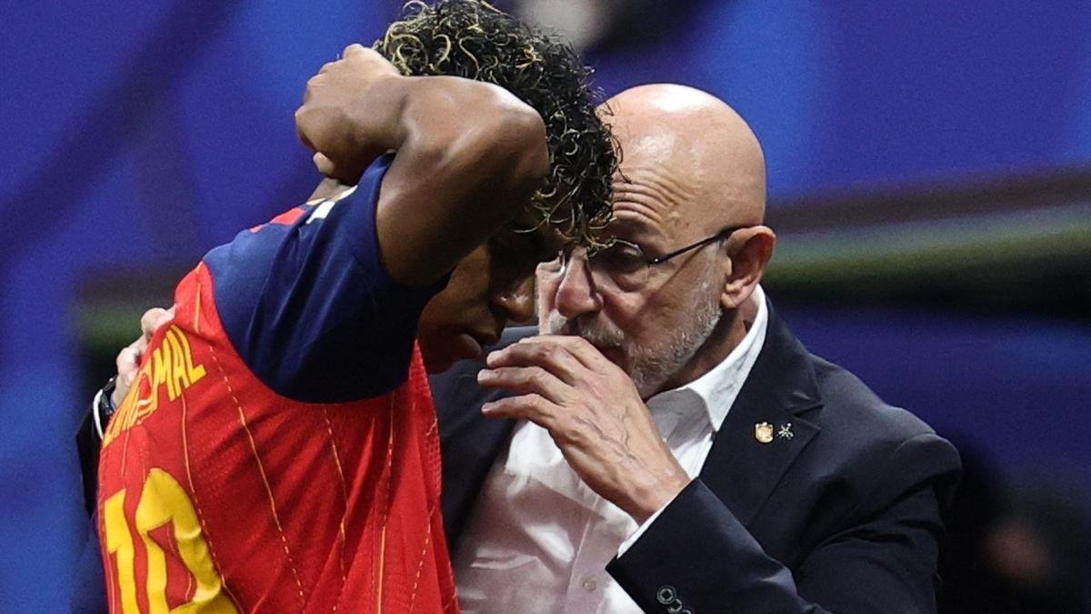 You are currently viewing Coupe du Monde 2026 : l’Espagne veut garder Luis de la Fuente coûte