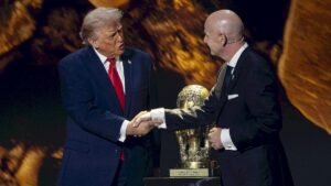 Lire la suite à propos de l’article Coupe du Monde 2026 : la fédération espagnole efface Trump des photos