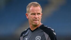 Lire la suite à propos de l’article Hearts humilié 4-0 par Sturm Graz : début cauchemardesque pour Vrancken