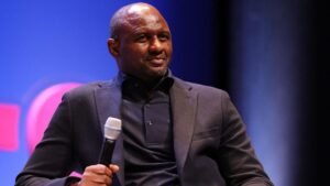 Lire la suite à propos de l’article Patrick Vieira pour coacher le Sénégal : le pari audacieux de la FSF