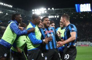 Lire la suite à propos de l’article Ederson prolonge à l&rsquo;Atalanta jusqu&rsquo;en 2031 après le camouflet Manchester
