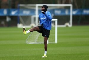 Lire la suite à propos de l’article Badiashile à Naples : Chelsea refuse le prêt, les négociations s&rsquo;annoncent