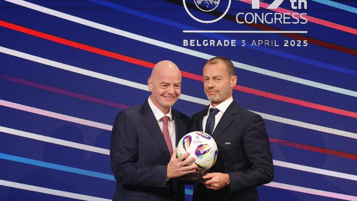 You are currently viewing UEFA vs FIFA : quand Infantino va trop loin et se retrouve sous la menace